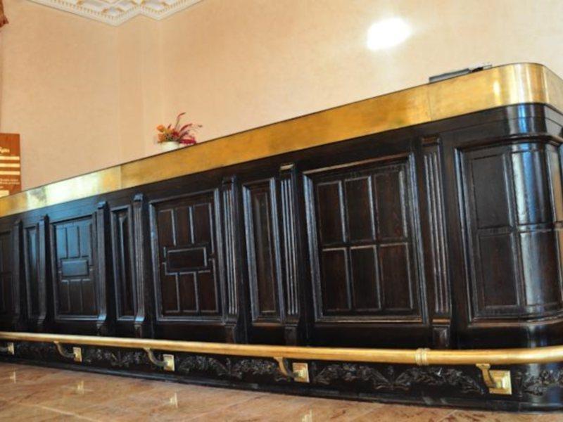 Vigo Grand Hotel Плоешти Экстерьер фото