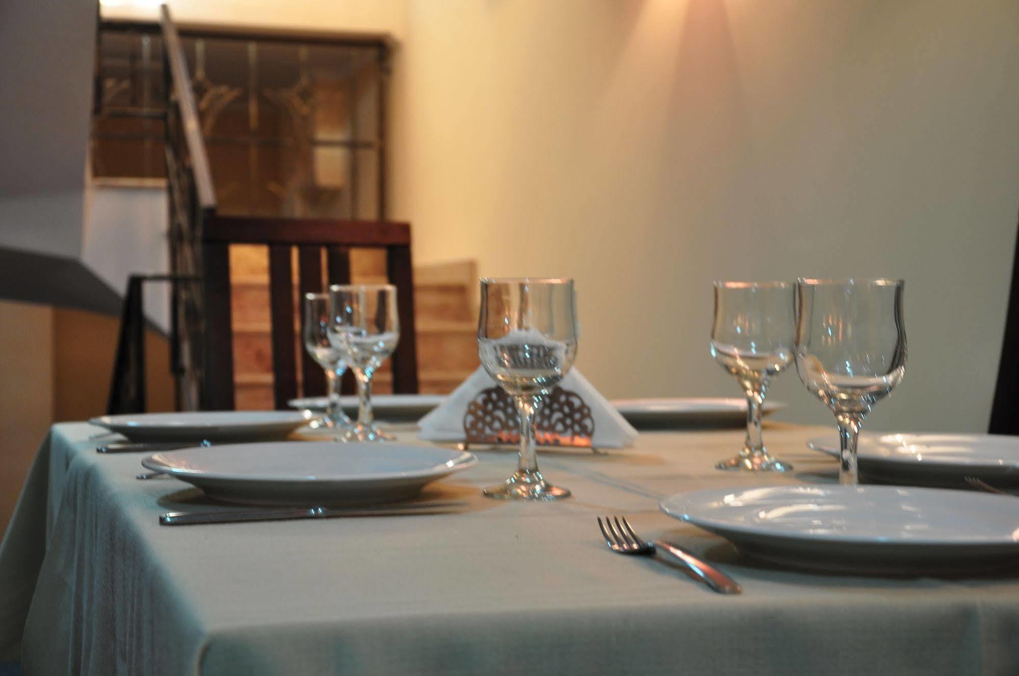 Vigo Grand Hotel Плоешти Экстерьер фото